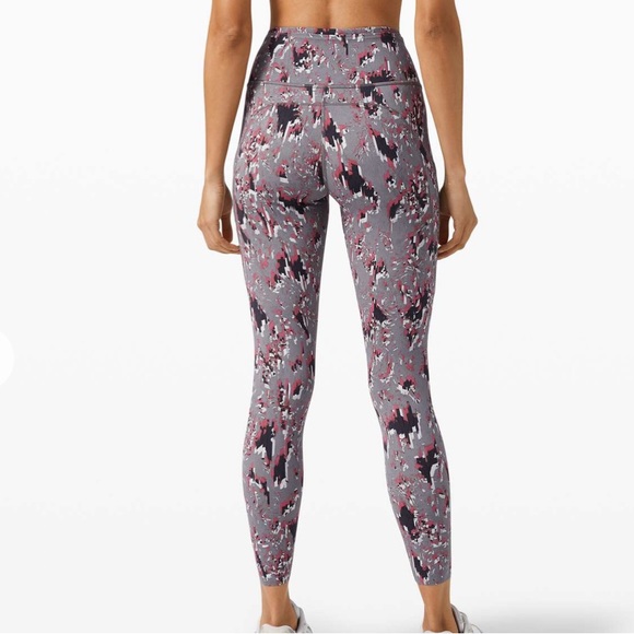 Lululemon Fast and Free High Rise Tight 25"
Floral Flux Multi size 10 - Picture 2 of 9